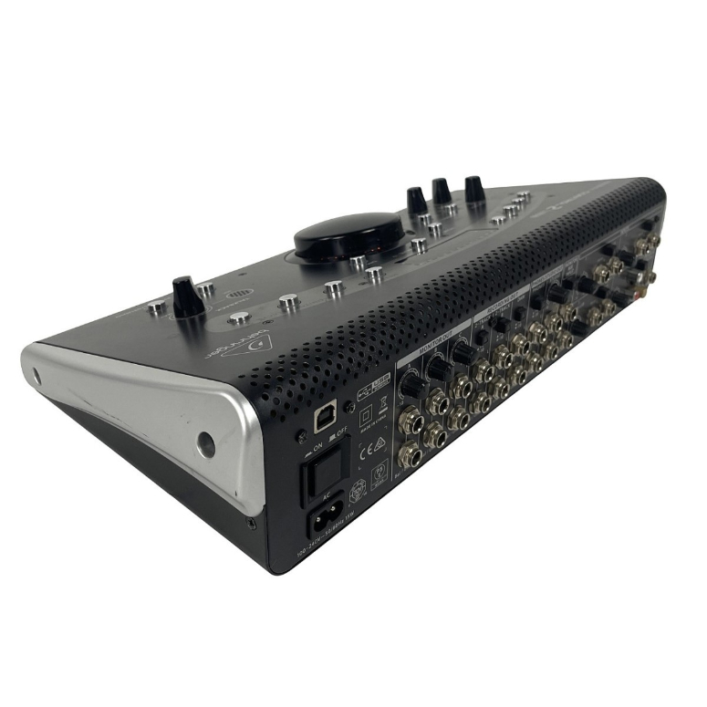 Controlador de monitores Control 2 USB-3